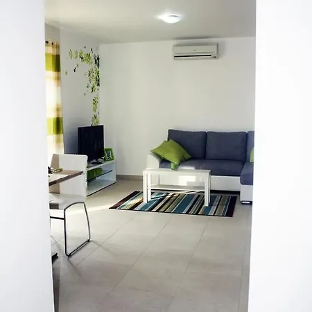 Apartment Green Apartment Vodice
