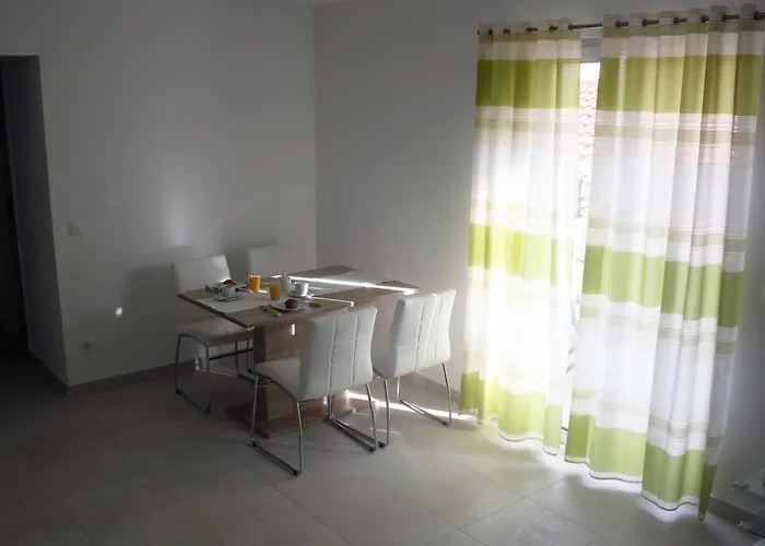 Green Apartment Appartement *